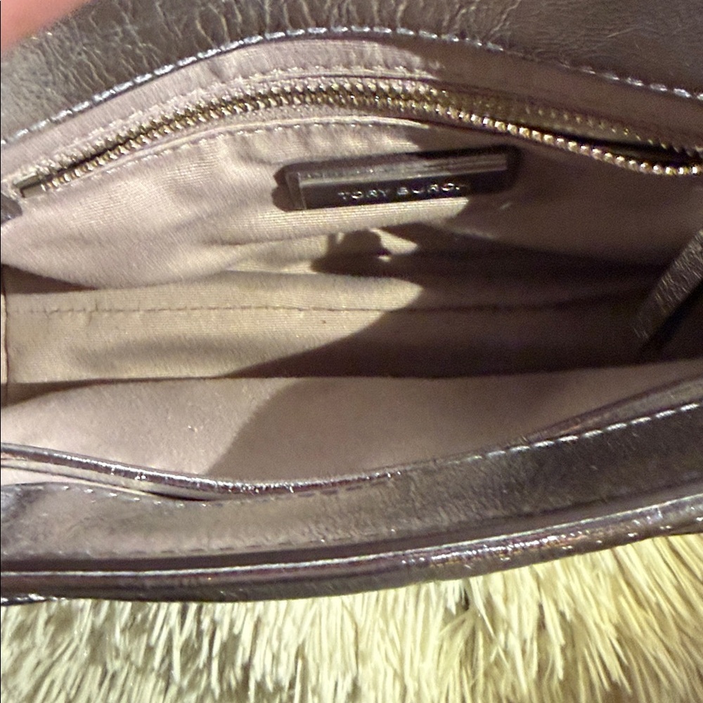 💕 Tory Burch Kira Small Quilted Convertible Bag 💕 - Picture 11 of 15